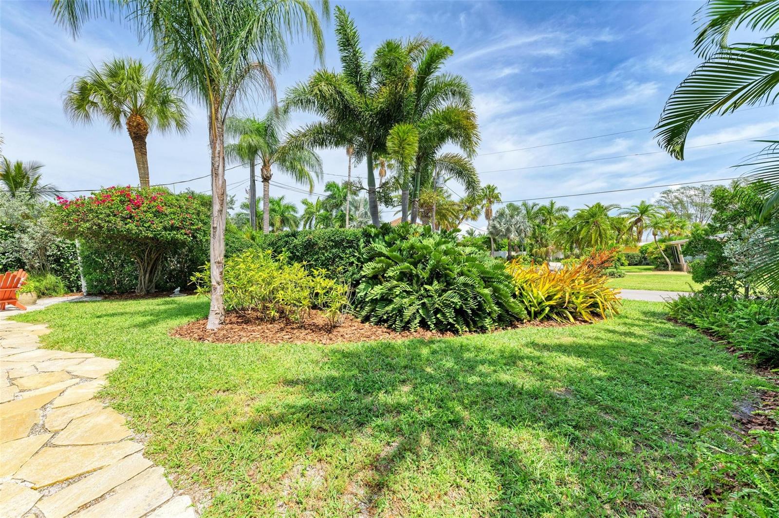 136 CRESCENT DR, ANNA MARIA, FL, 34216