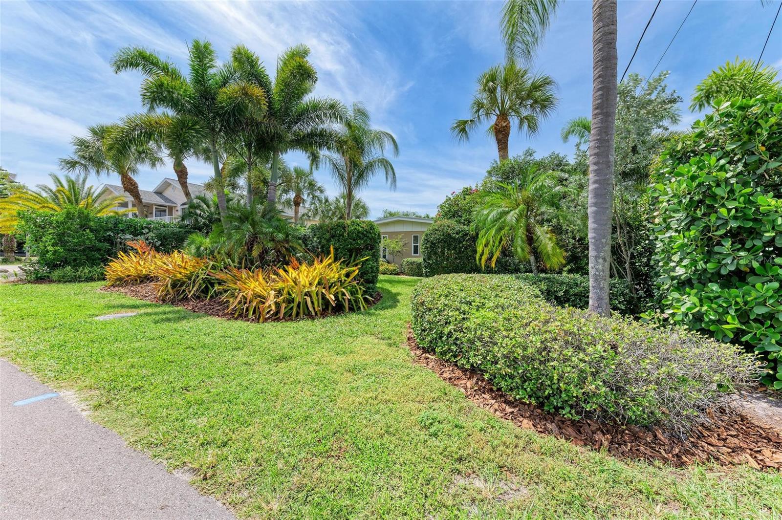 136 CRESCENT DR, ANNA MARIA, FL, 34216