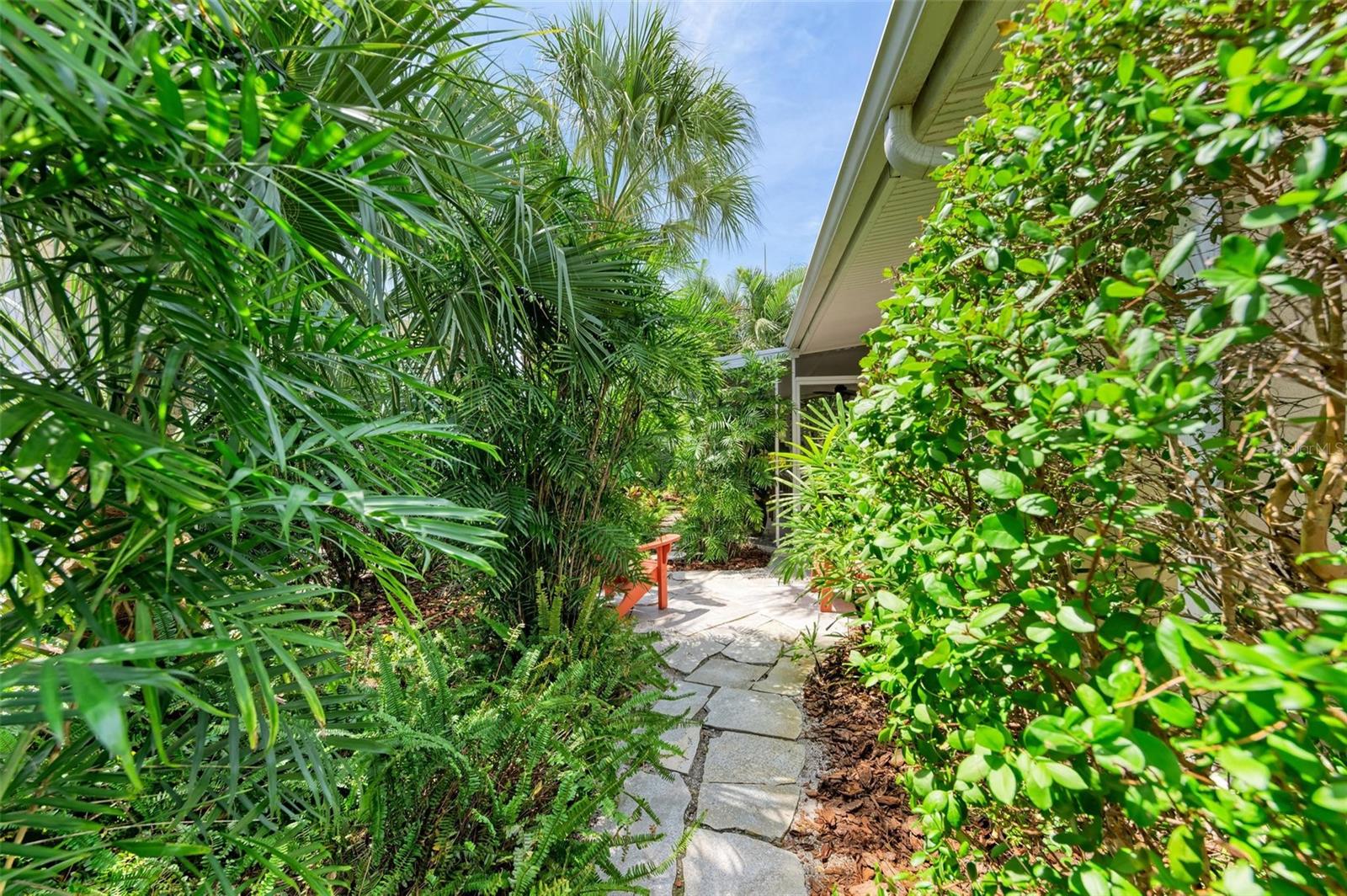 136 CRESCENT DR, ANNA MARIA, FL, 34216