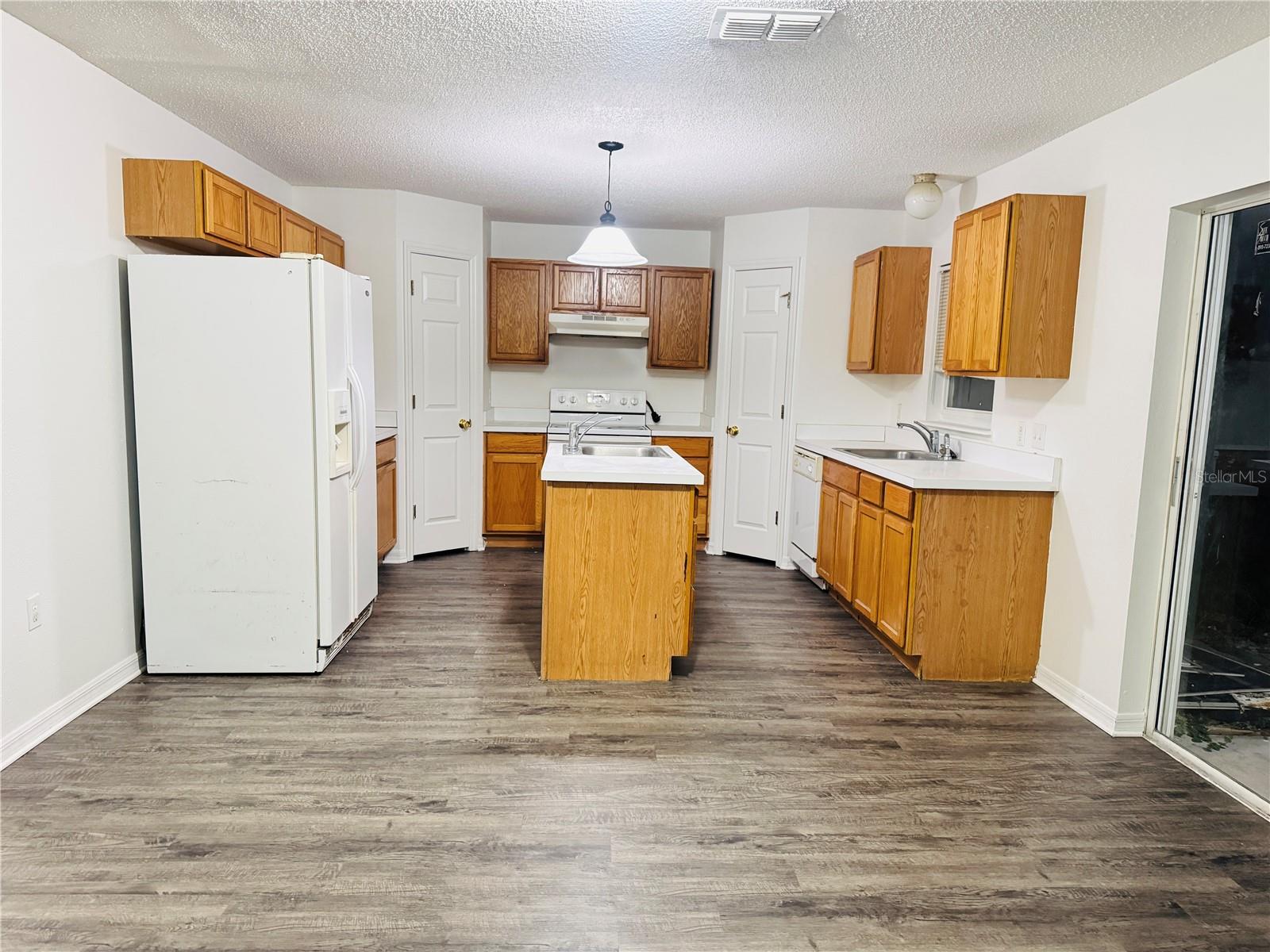 408 OHIO WAY, KISSIMMEE, FL, 34759