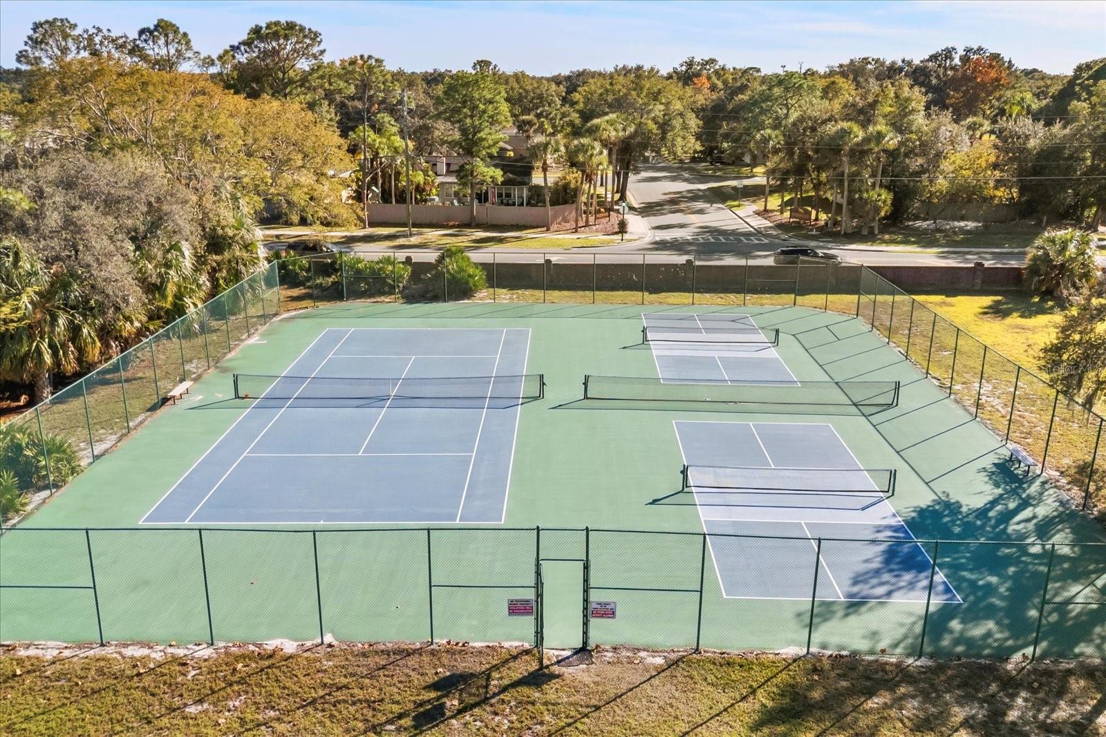 366 WEKIVA COVE RD, LONGWOOD, FL, 32779