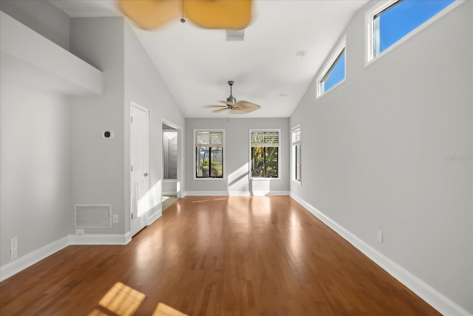 366 WEKIVA COVE RD, LONGWOOD, FL, 32779