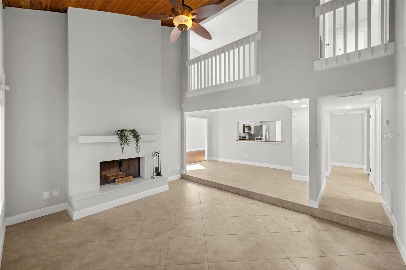 366 WEKIVA COVE RD, LONGWOOD, FL, 32779