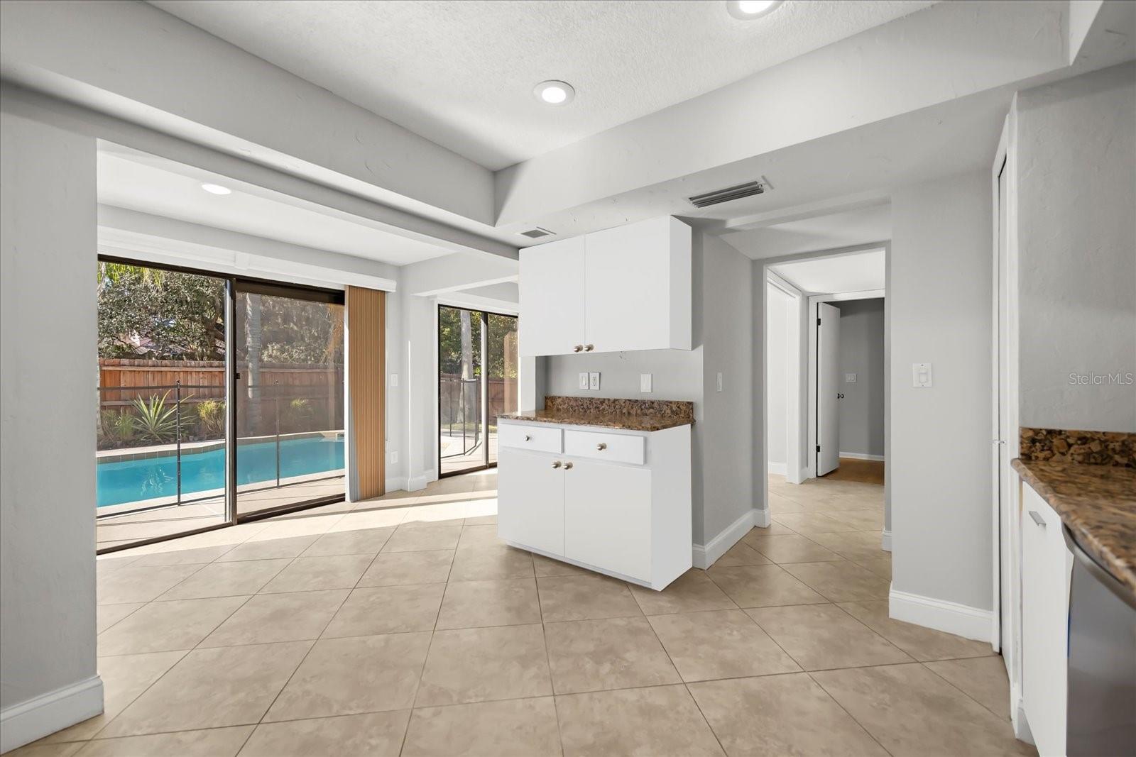 366 WEKIVA COVE RD, LONGWOOD, FL, 32779