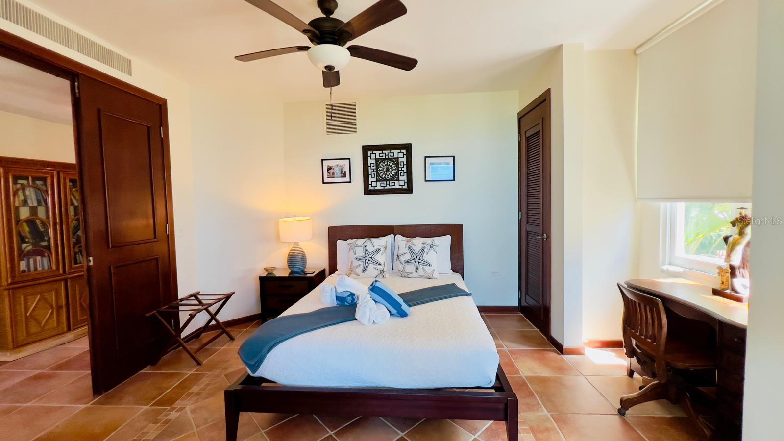 PR9117279 Property Photo