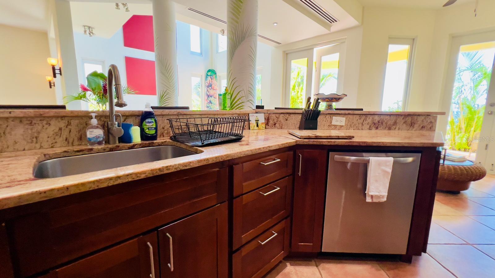 PR9117279 Property Photo