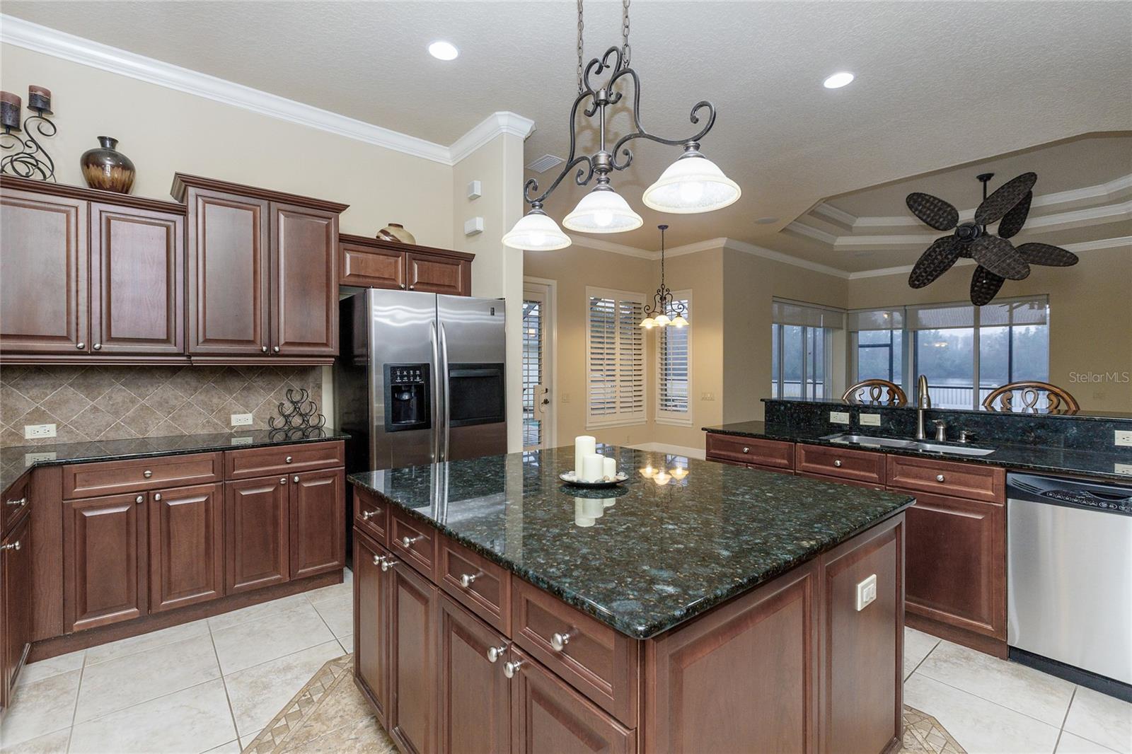 Kitchen with large island