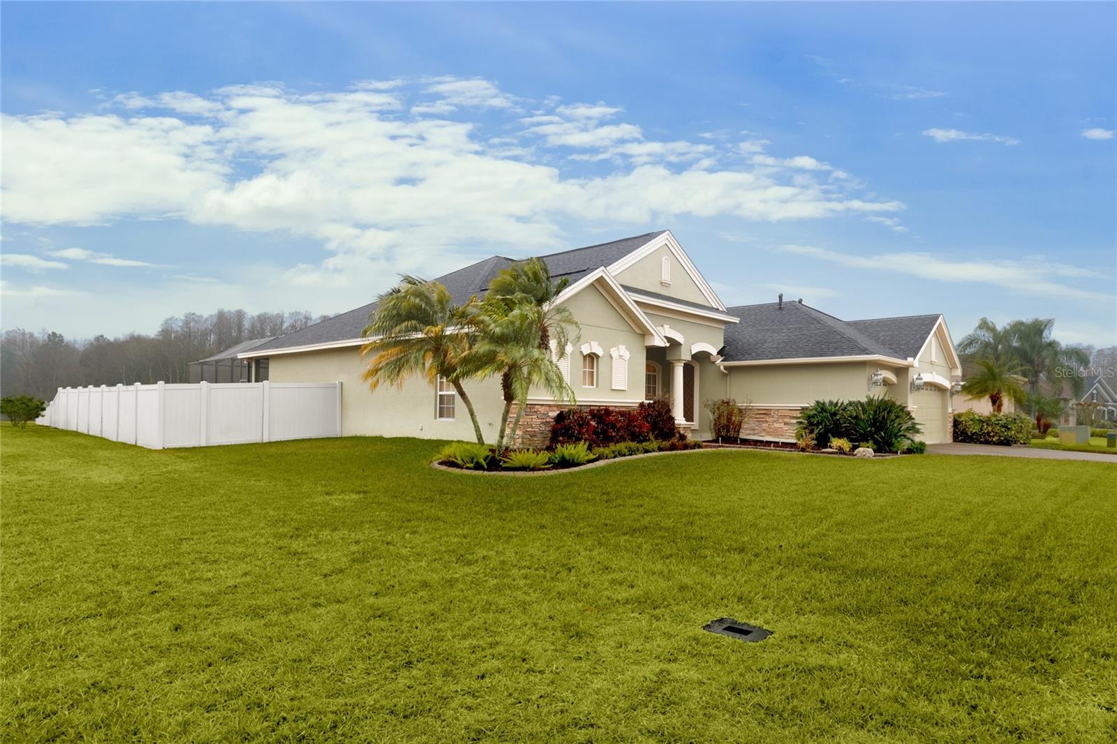 View from Cul-da-sac of 3015 Lynwood Ct. from