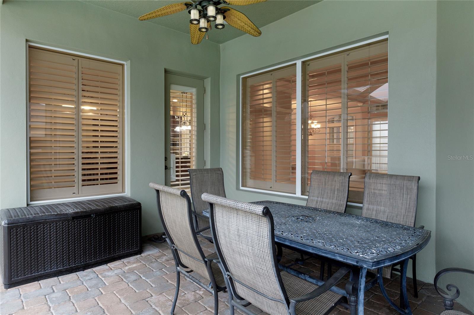 Lanai eating space