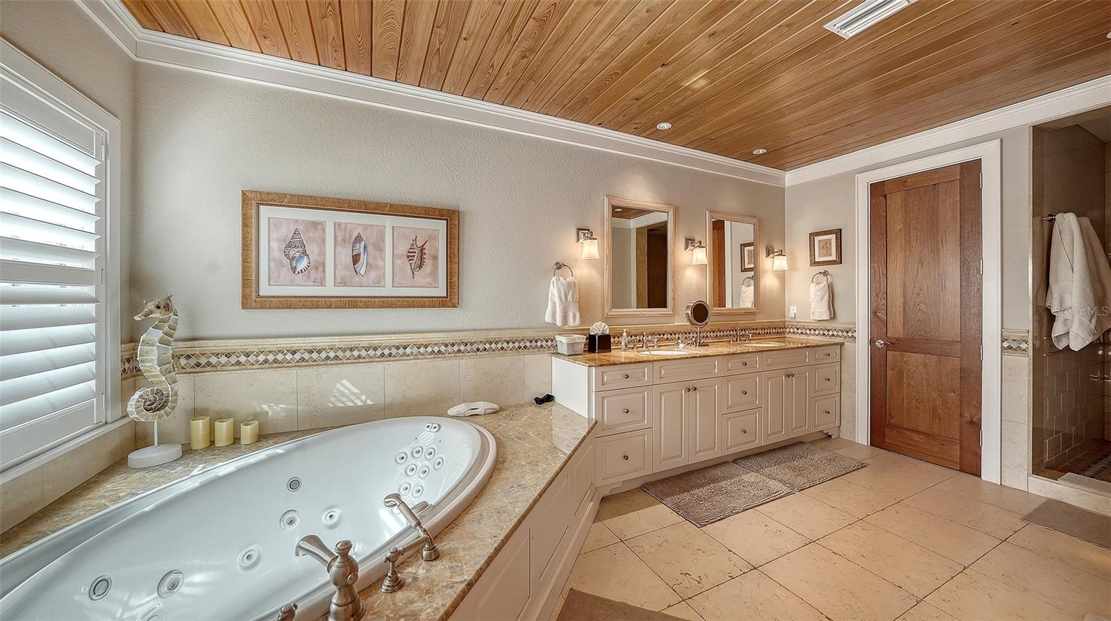 A4671655 Property Photo