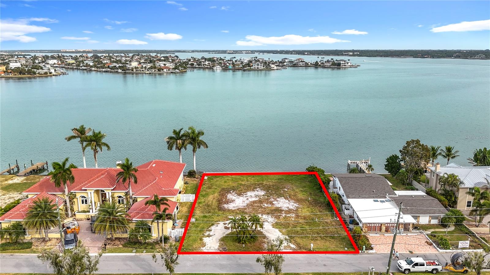 12 PARADISE LN, TREASURE ISLAND, FL, 33706