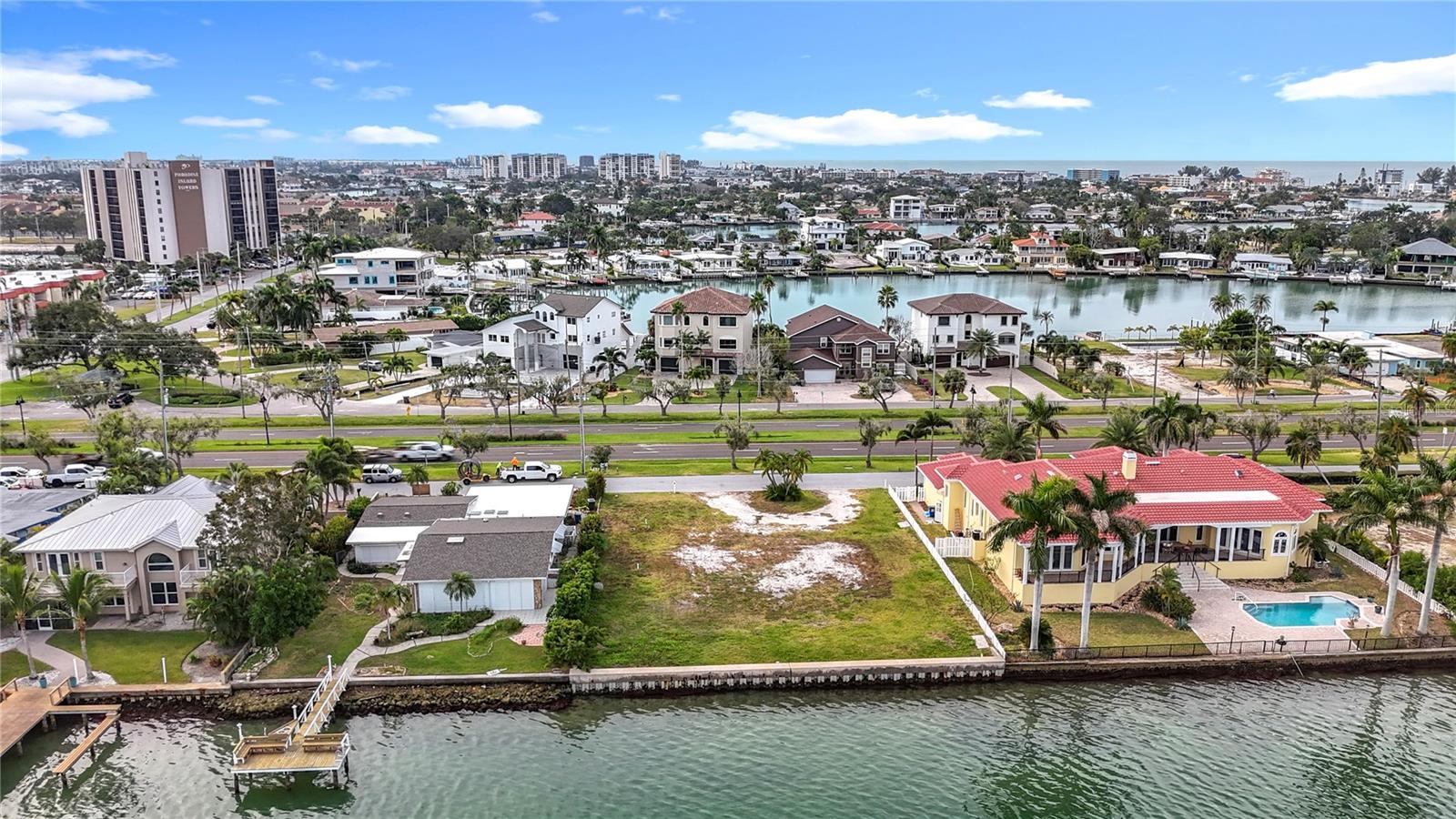 12 PARADISE LN, TREASURE ISLAND, FL, 33706