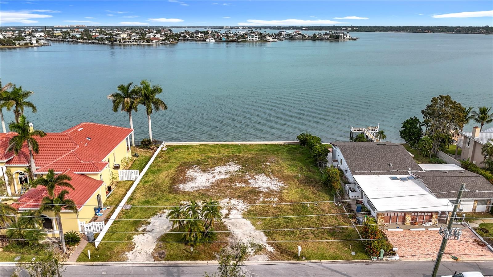 12 PARADISE LN, TREASURE ISLAND, FL, 33706