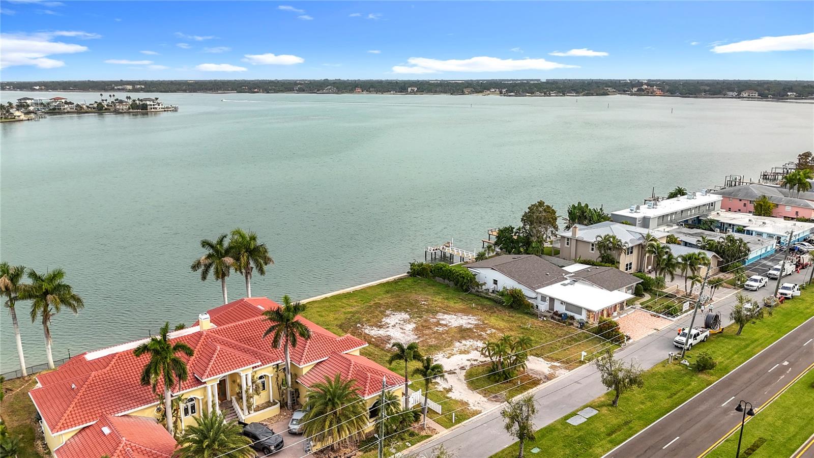 12 PARADISE LN, TREASURE ISLAND, FL, 33706
