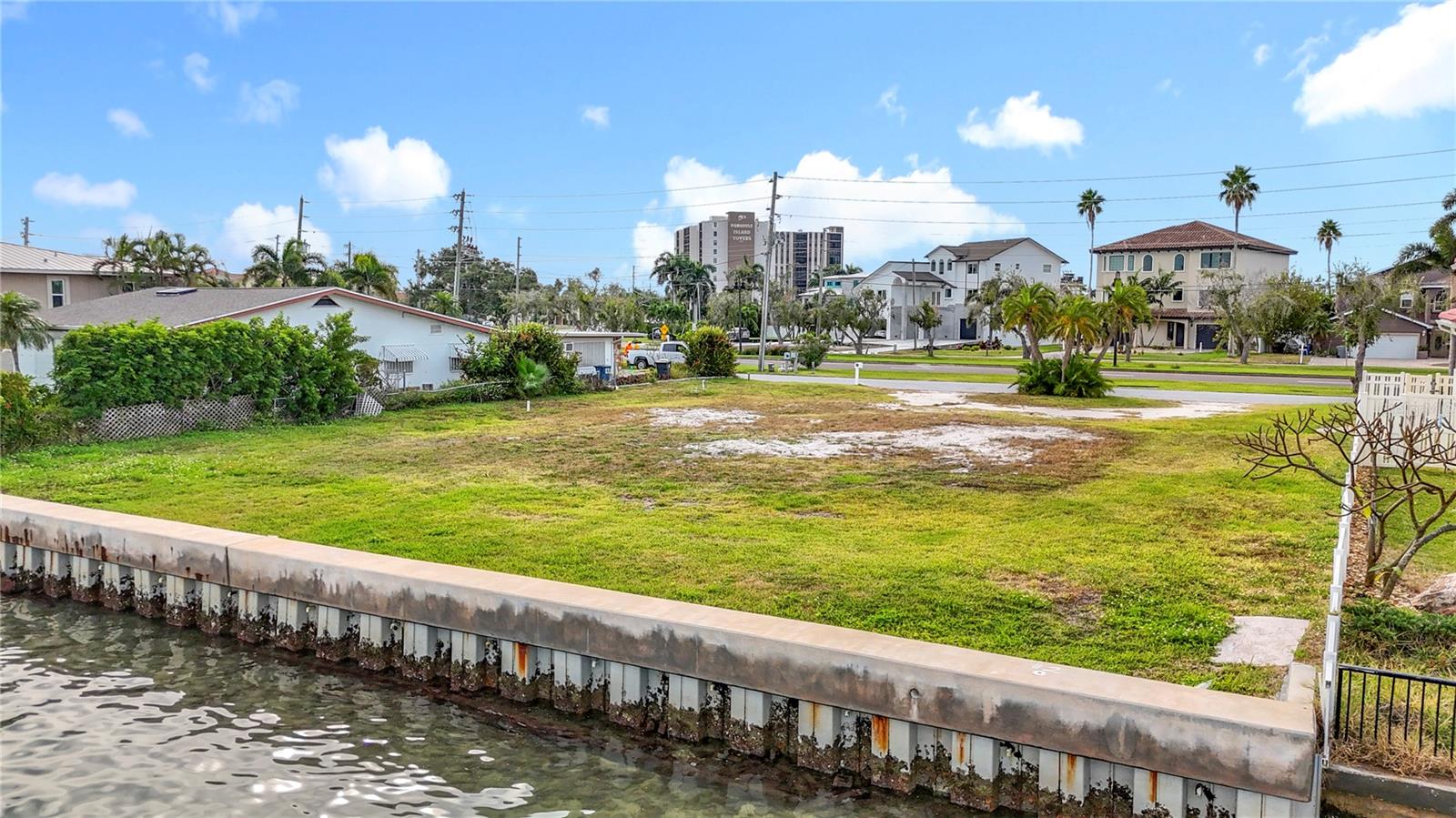 12 PARADISE LN, TREASURE ISLAND, FL, 33706