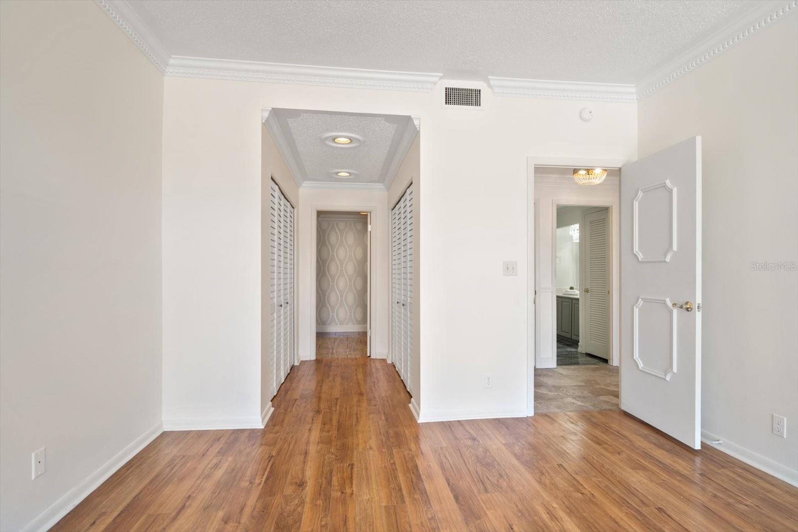 4 BELLEVIEW BLVD #106, BELLEAIR, FL, 33756