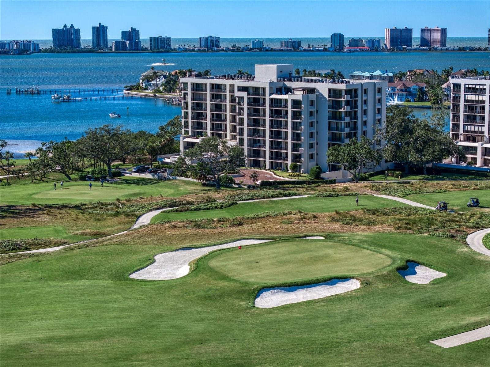 4 BELLEVIEW BLVD #106, BELLEAIR, FL, 33756