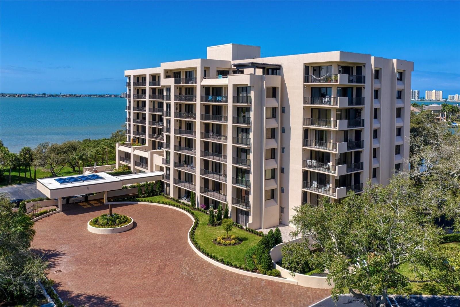 4 BELLEVIEW BLVD #106, BELLEAIR, FL, 33756