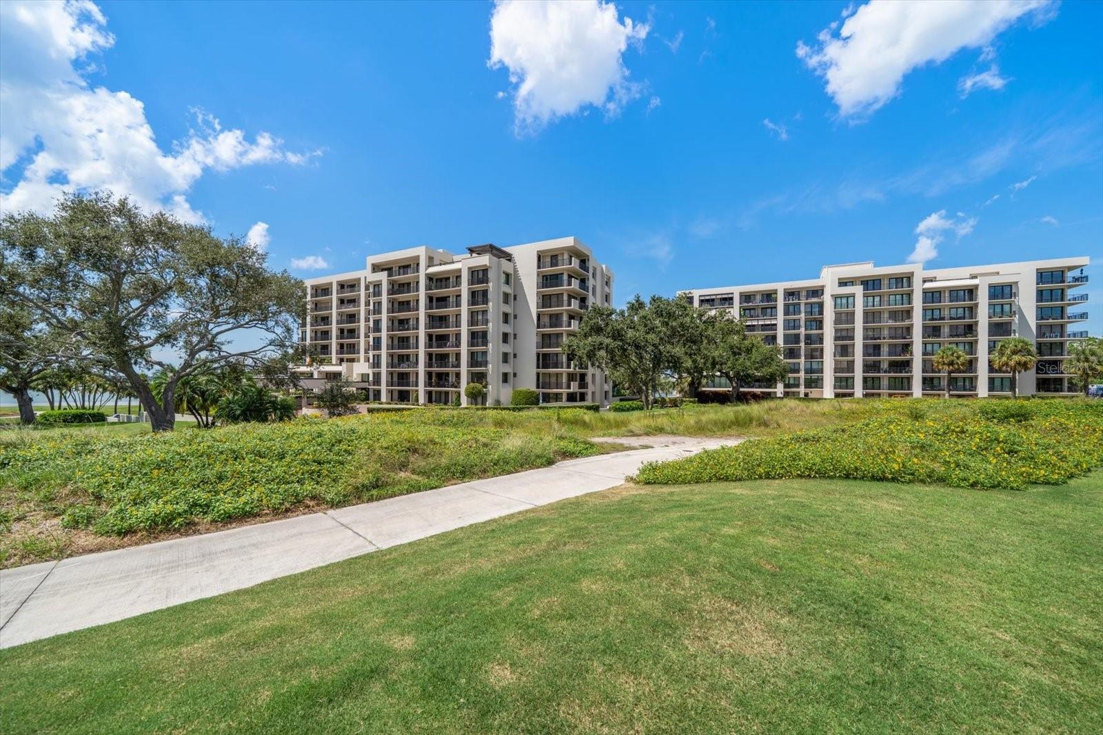 4 BELLEVIEW BLVD #106, BELLEAIR, FL, 33756