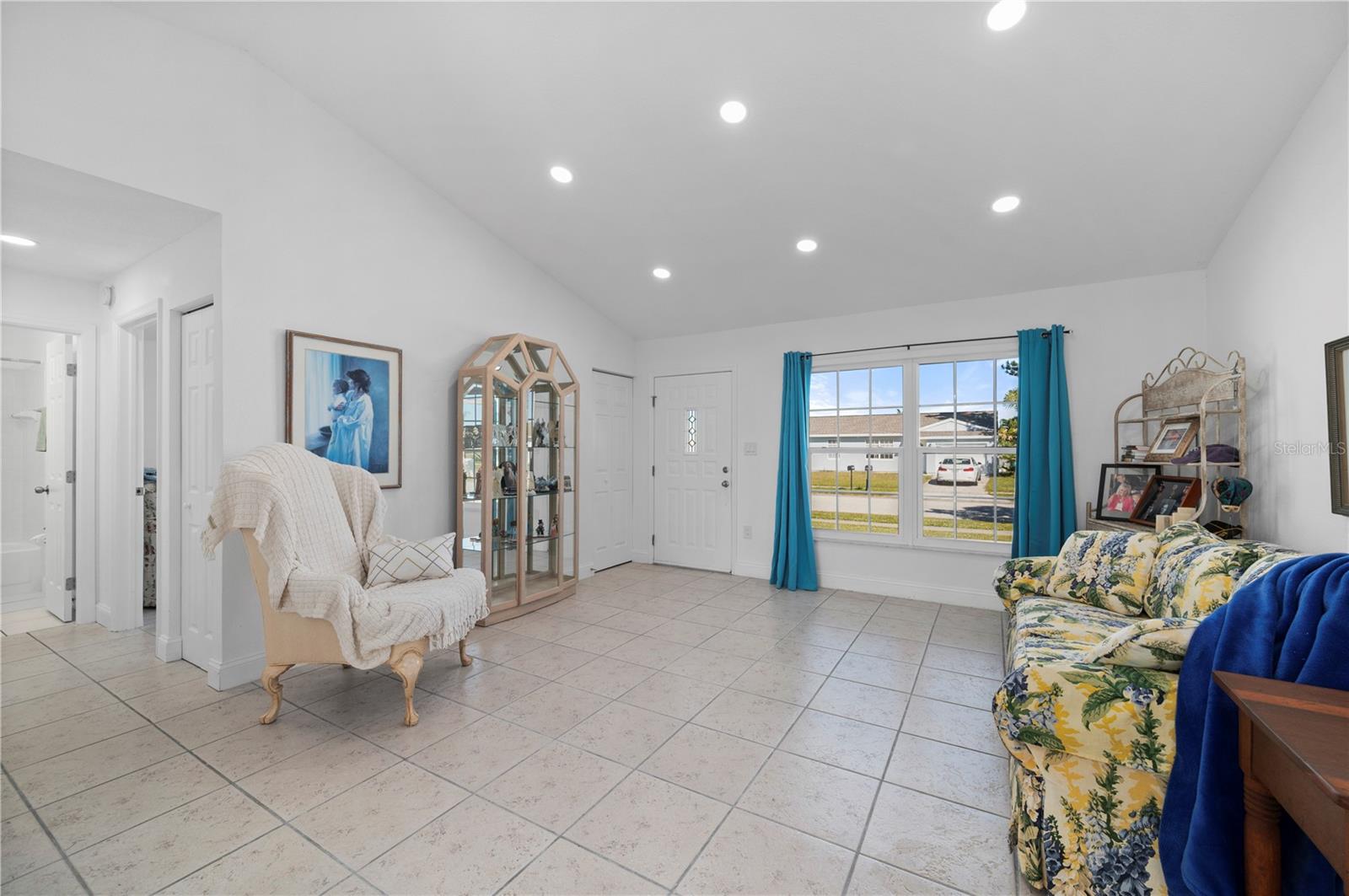 6232 DRUCKER CIR, PORT CHARLOTTE, FL, 33981