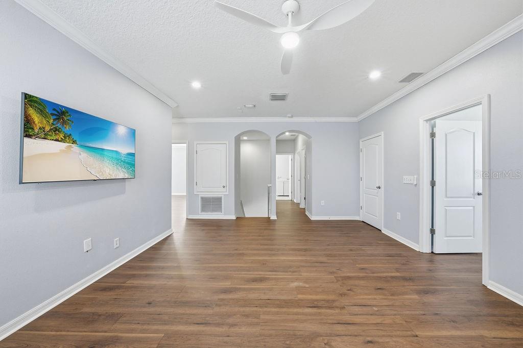 10534 LAKE SEMINOLE TER, SEMINOLE, FL, 33772