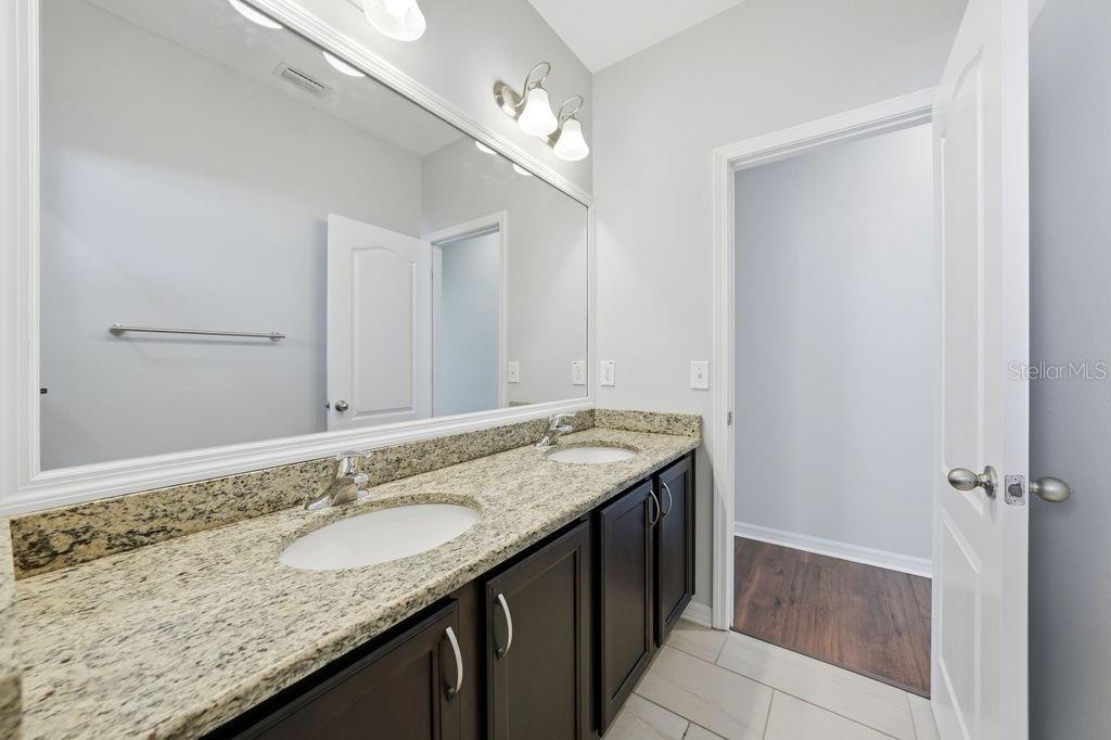 10534 LAKE SEMINOLE TER, SEMINOLE, FL, 33772