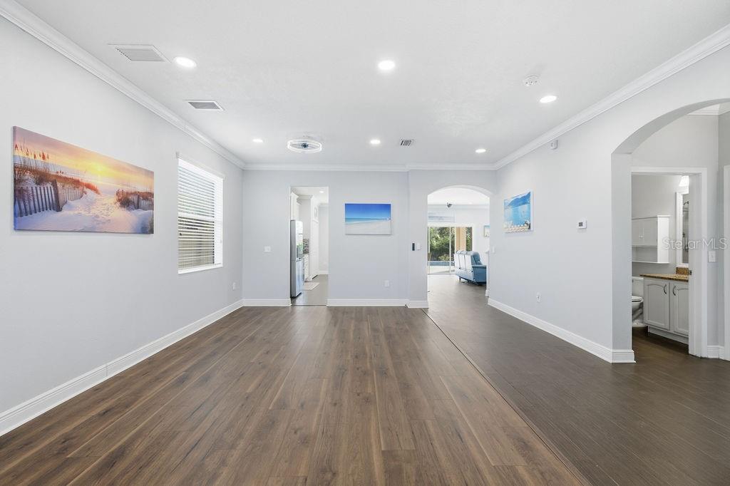 10534 LAKE SEMINOLE TER, SEMINOLE, FL, 33772