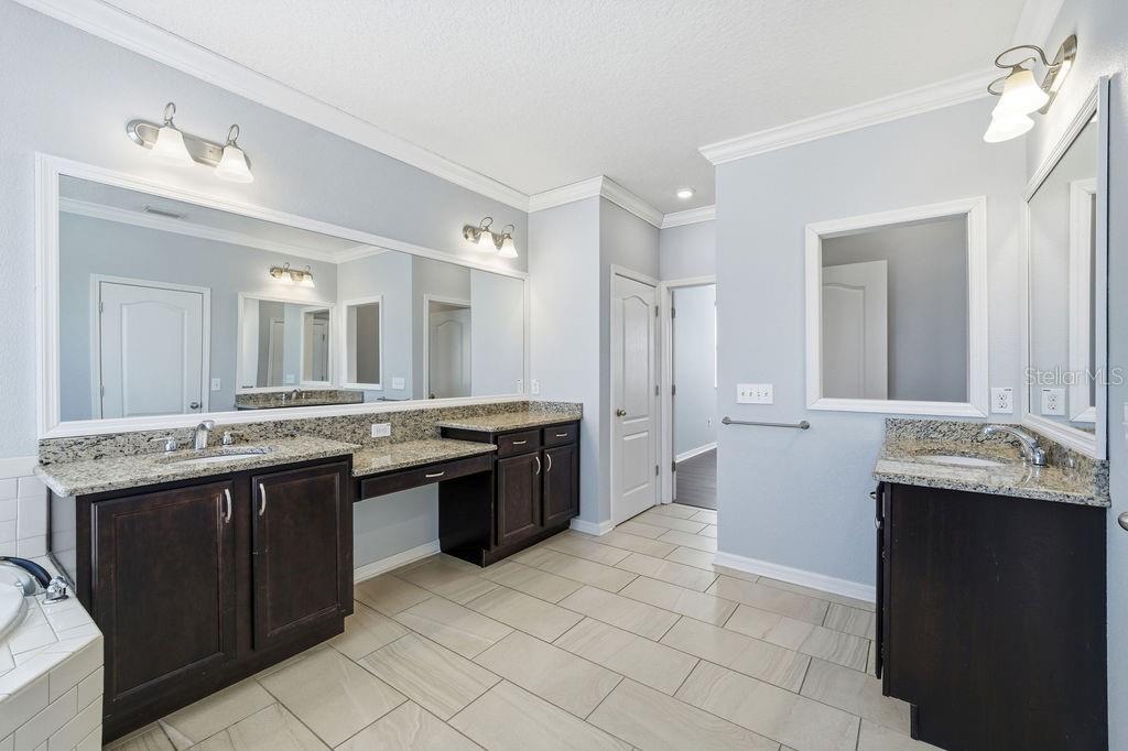 10534 LAKE SEMINOLE TER, SEMINOLE, FL, 33772