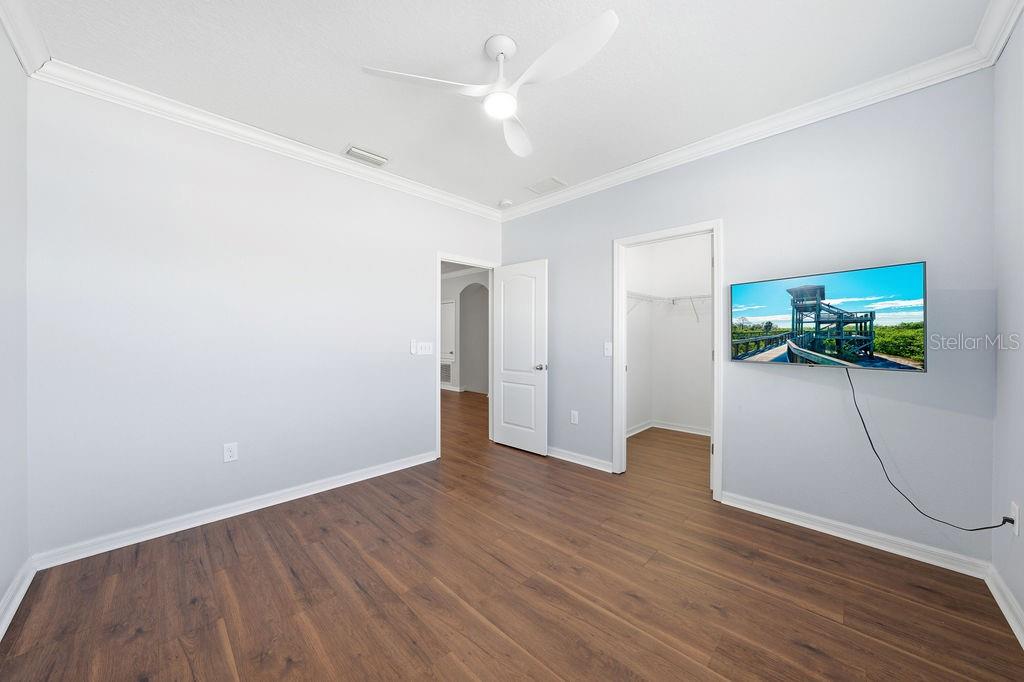 10534 LAKE SEMINOLE TER, SEMINOLE, FL, 33772