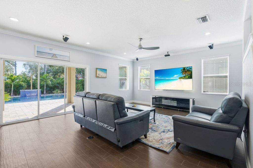 10534 LAKE SEMINOLE TER, SEMINOLE, FL, 33772