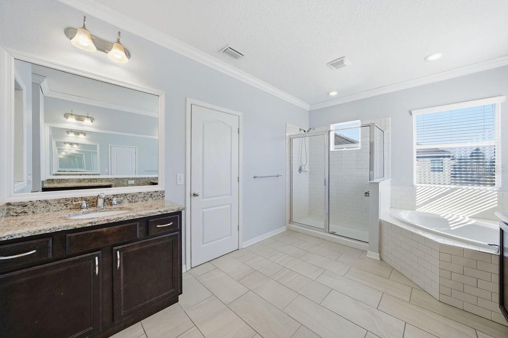 10534 LAKE SEMINOLE TER, SEMINOLE, FL, 33772