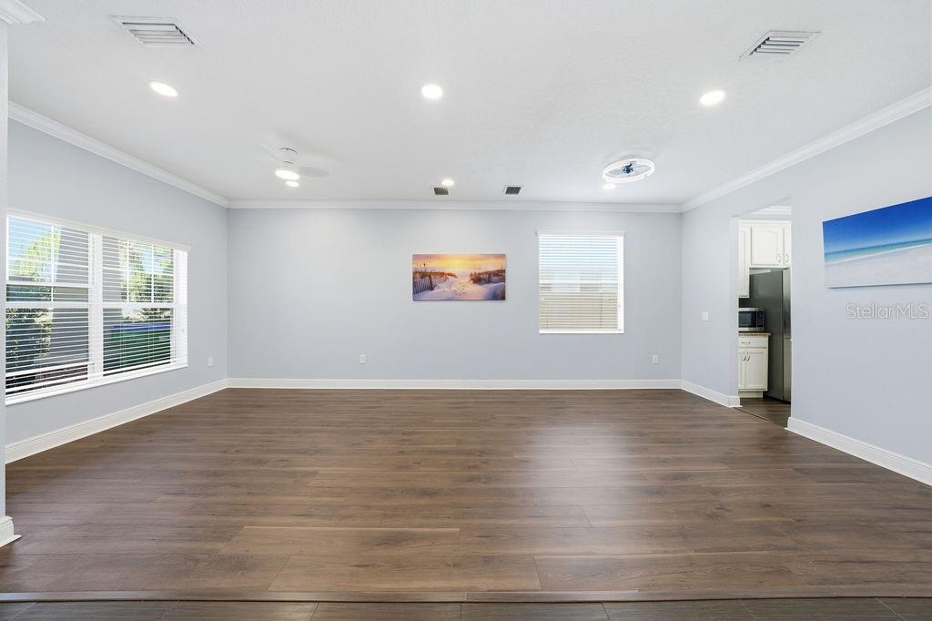 10534 LAKE SEMINOLE TER, SEMINOLE, FL, 33772