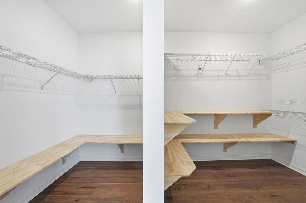 10534 LAKE SEMINOLE TER, SEMINOLE, FL, 33772