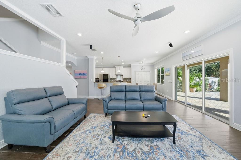 10534 LAKE SEMINOLE TER, SEMINOLE, FL, 33772