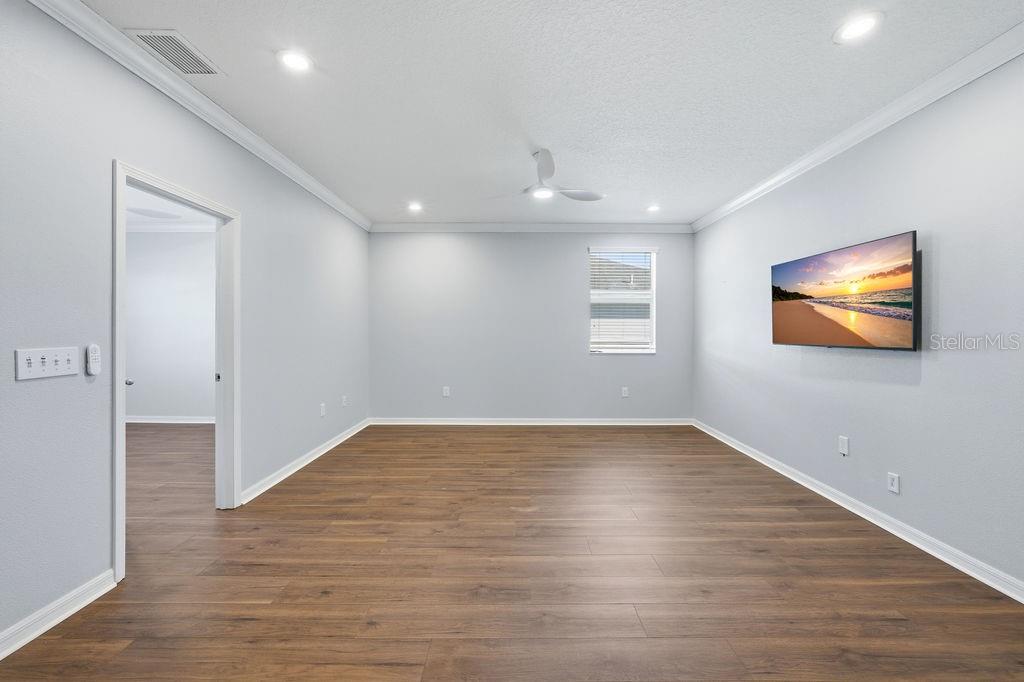 10534 LAKE SEMINOLE TER, SEMINOLE, FL, 33772