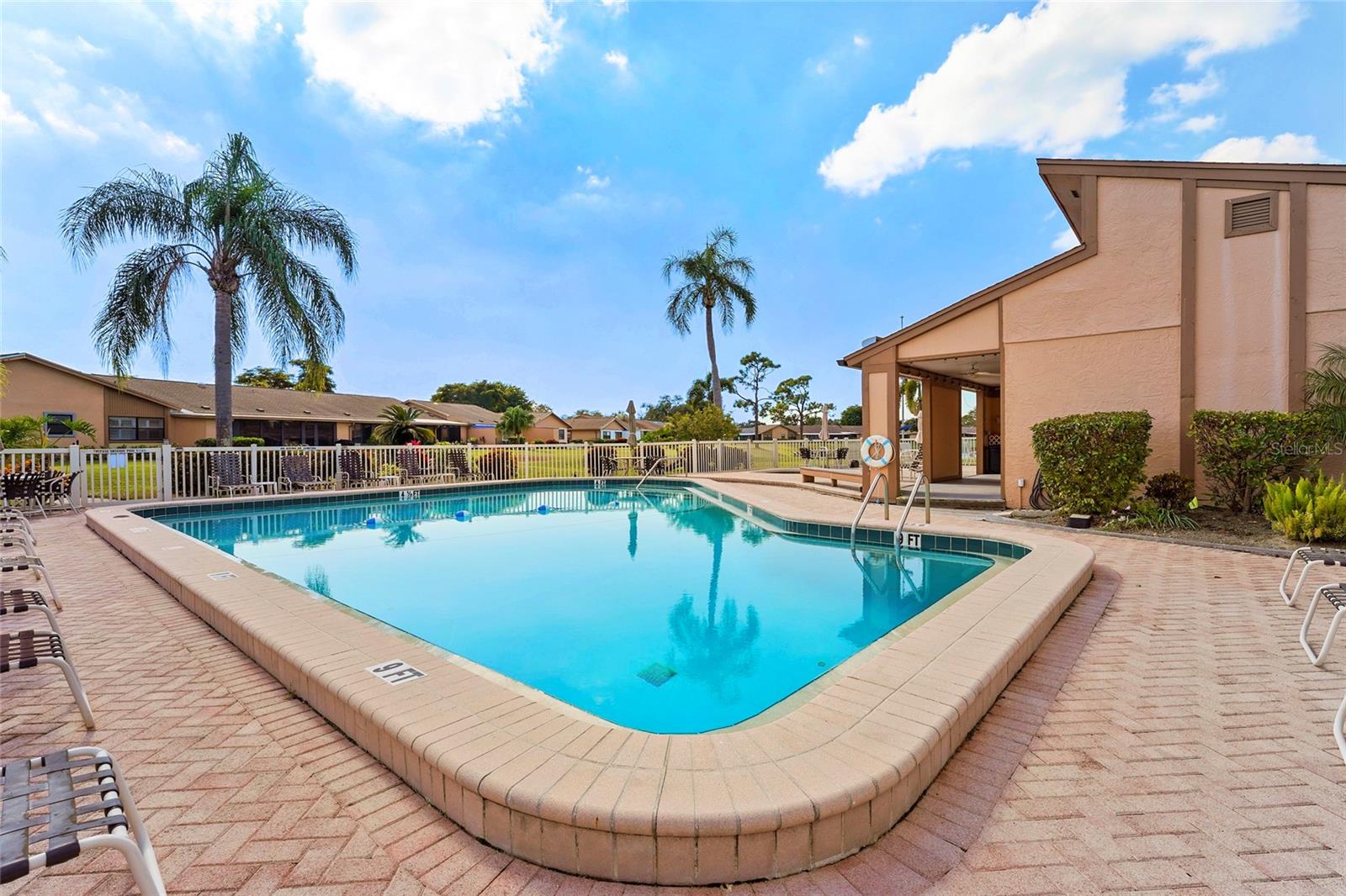 6104 29TH AVE W #1, BRADENTON, FL, 34209