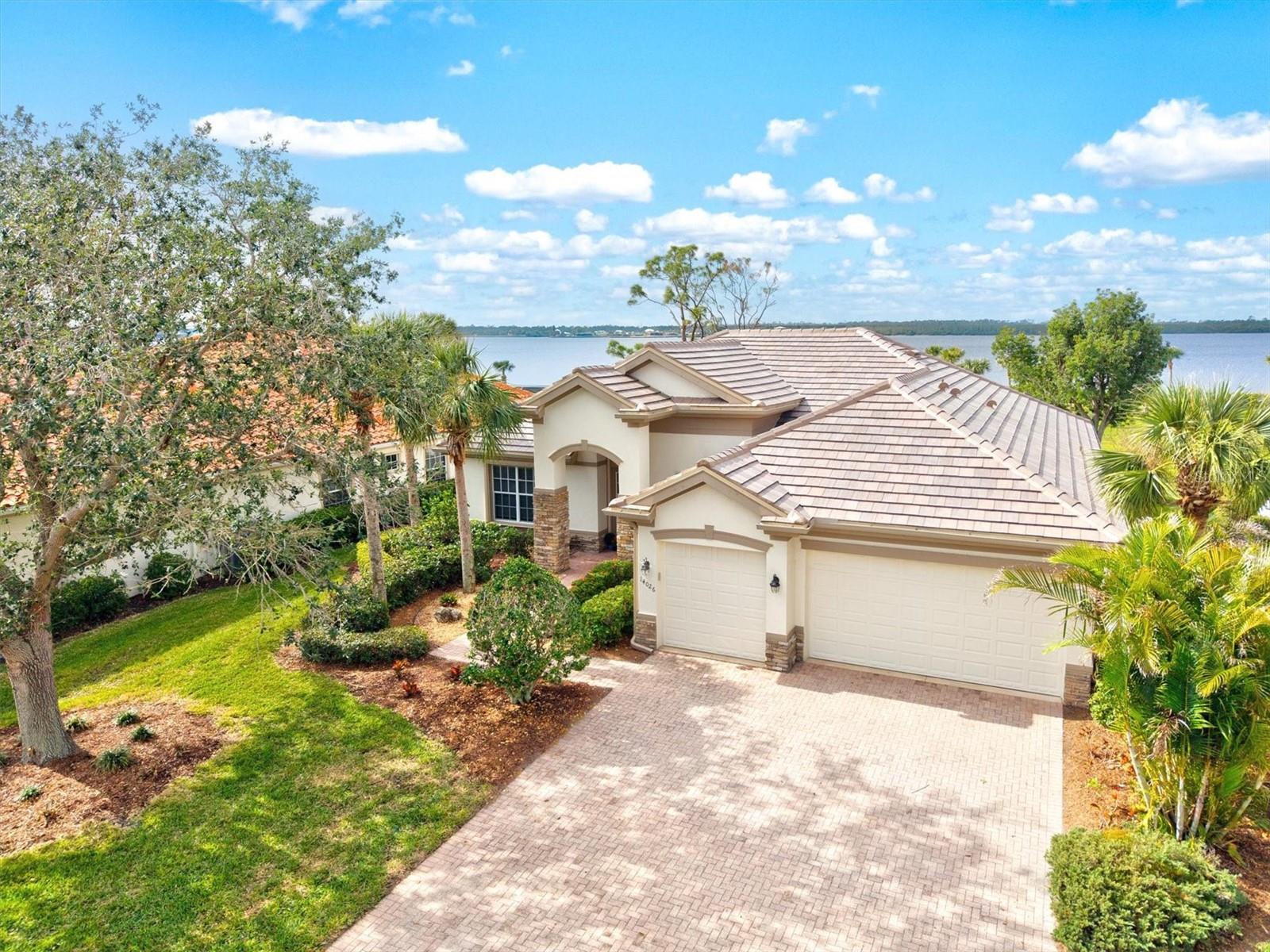 14026 ROYAL POINTE DR, PORT CHARLOTTE, FL, 33953
