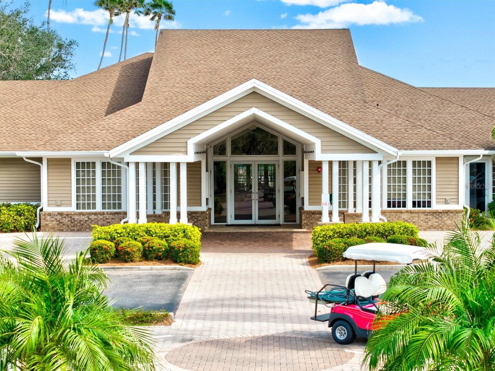 14026 ROYAL POINTE DR, PORT CHARLOTTE, FL, 33953