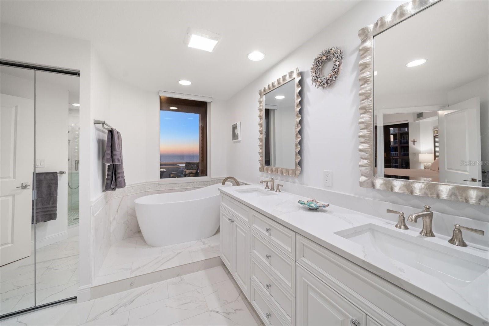 521 MANDALAY AVE #701, CLEARWATER BEACH, FL, 33767