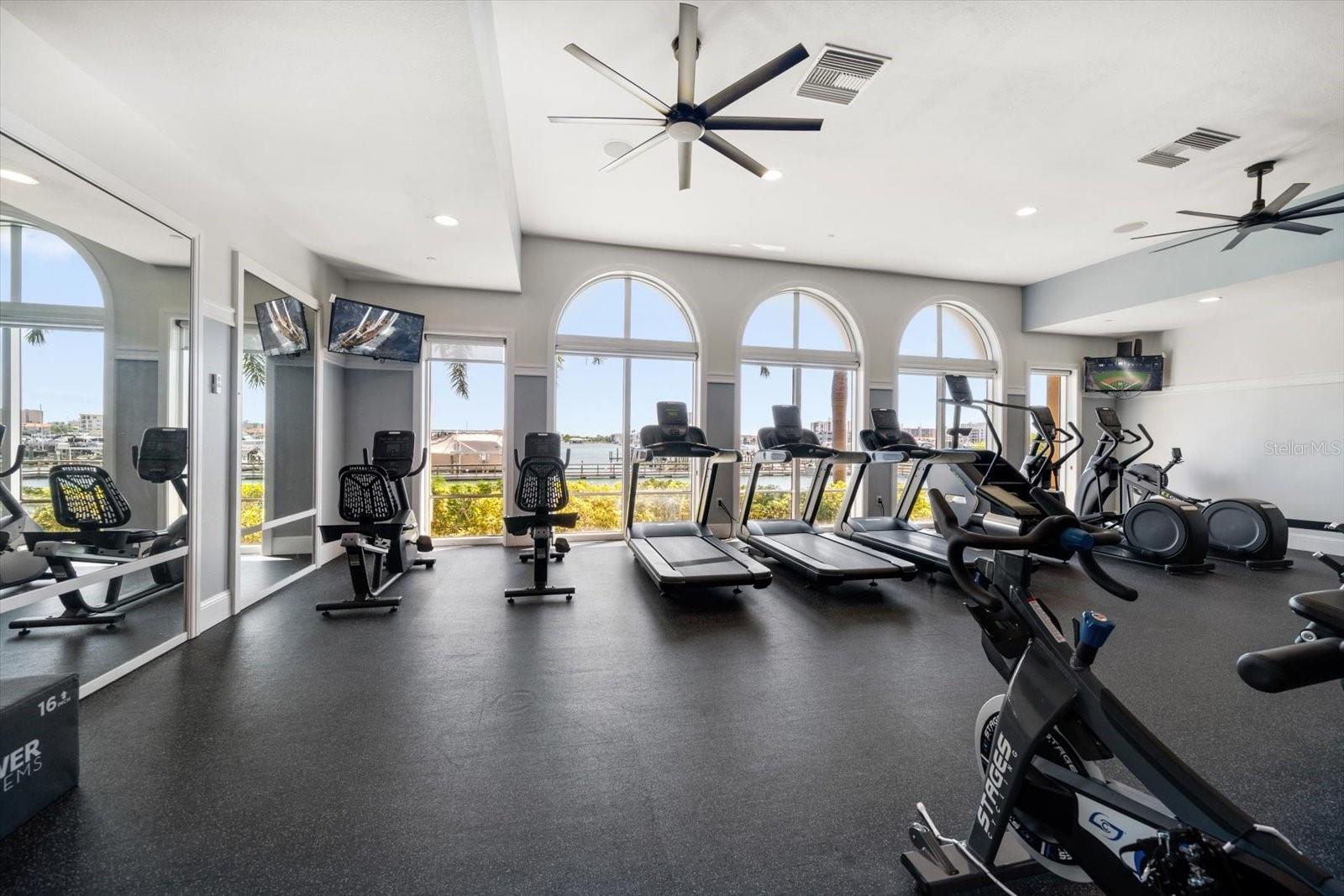 521 MANDALAY AVE #701, CLEARWATER BEACH, FL, 33767