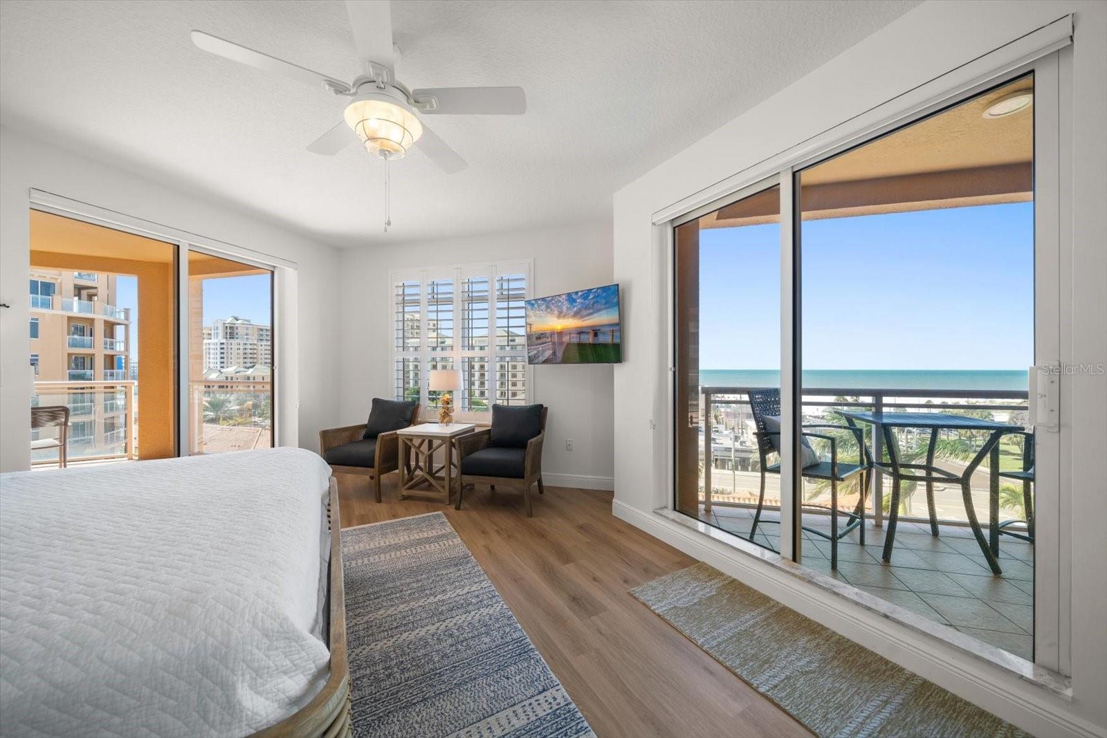 521 MANDALAY AVE #701, CLEARWATER BEACH, FL, 33767