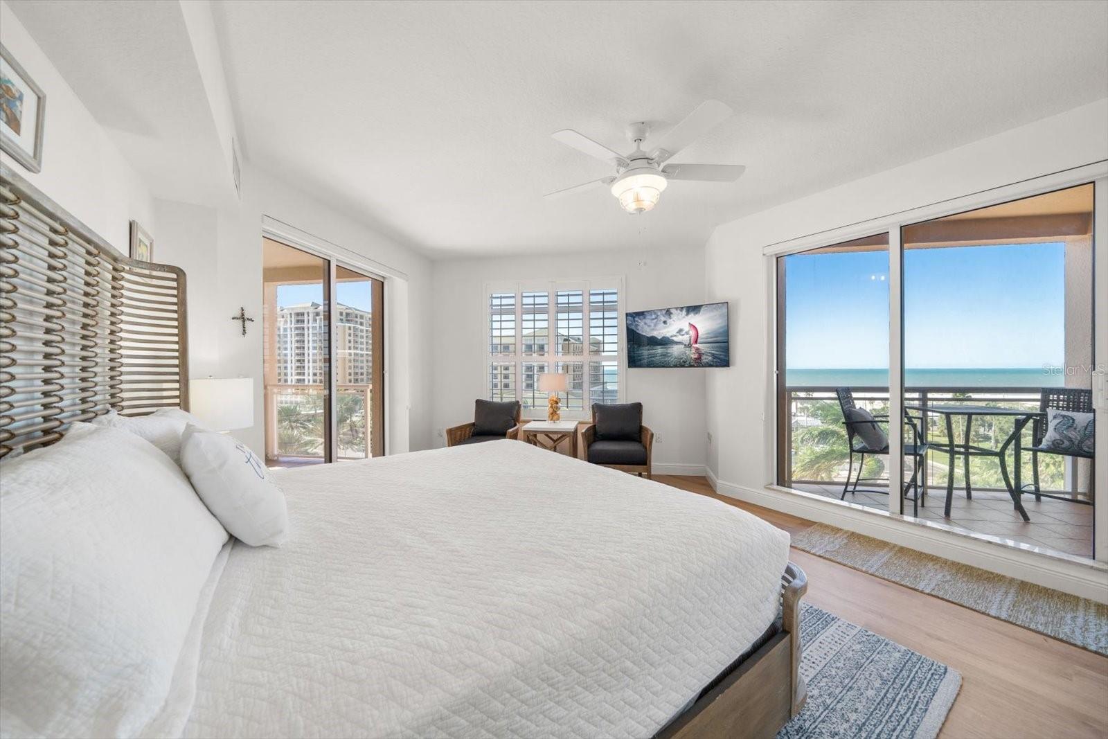 521 MANDALAY AVE #701, CLEARWATER BEACH, FL, 33767