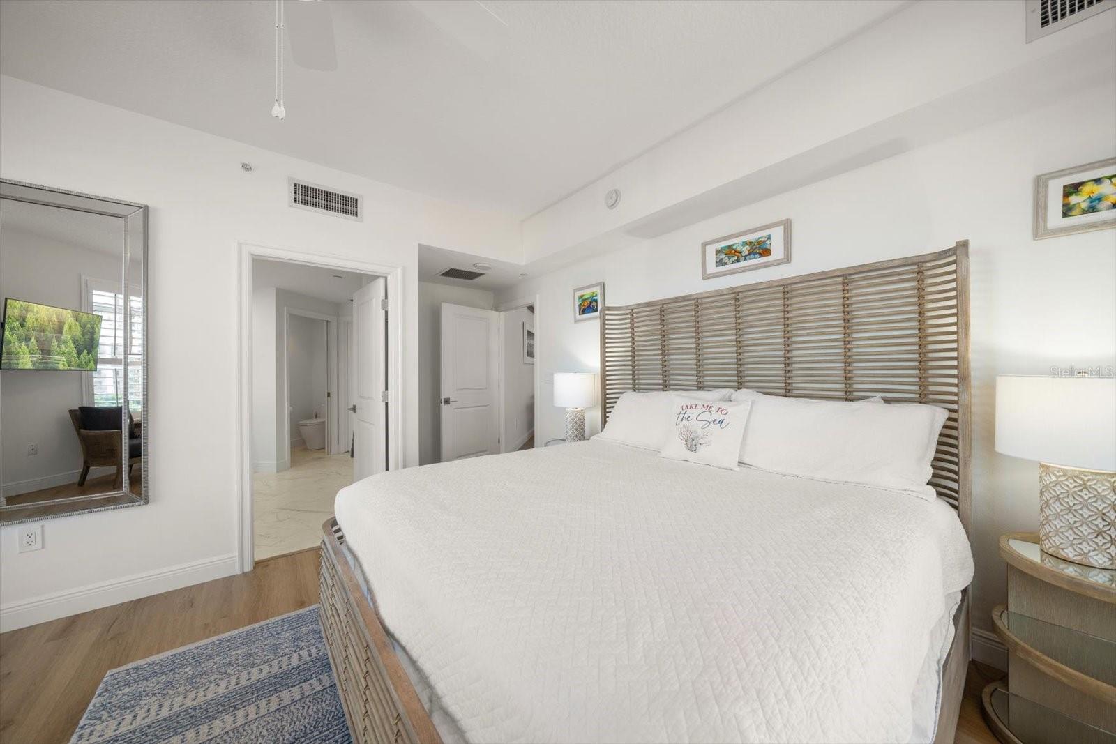 521 MANDALAY AVE #701, CLEARWATER BEACH, FL, 33767