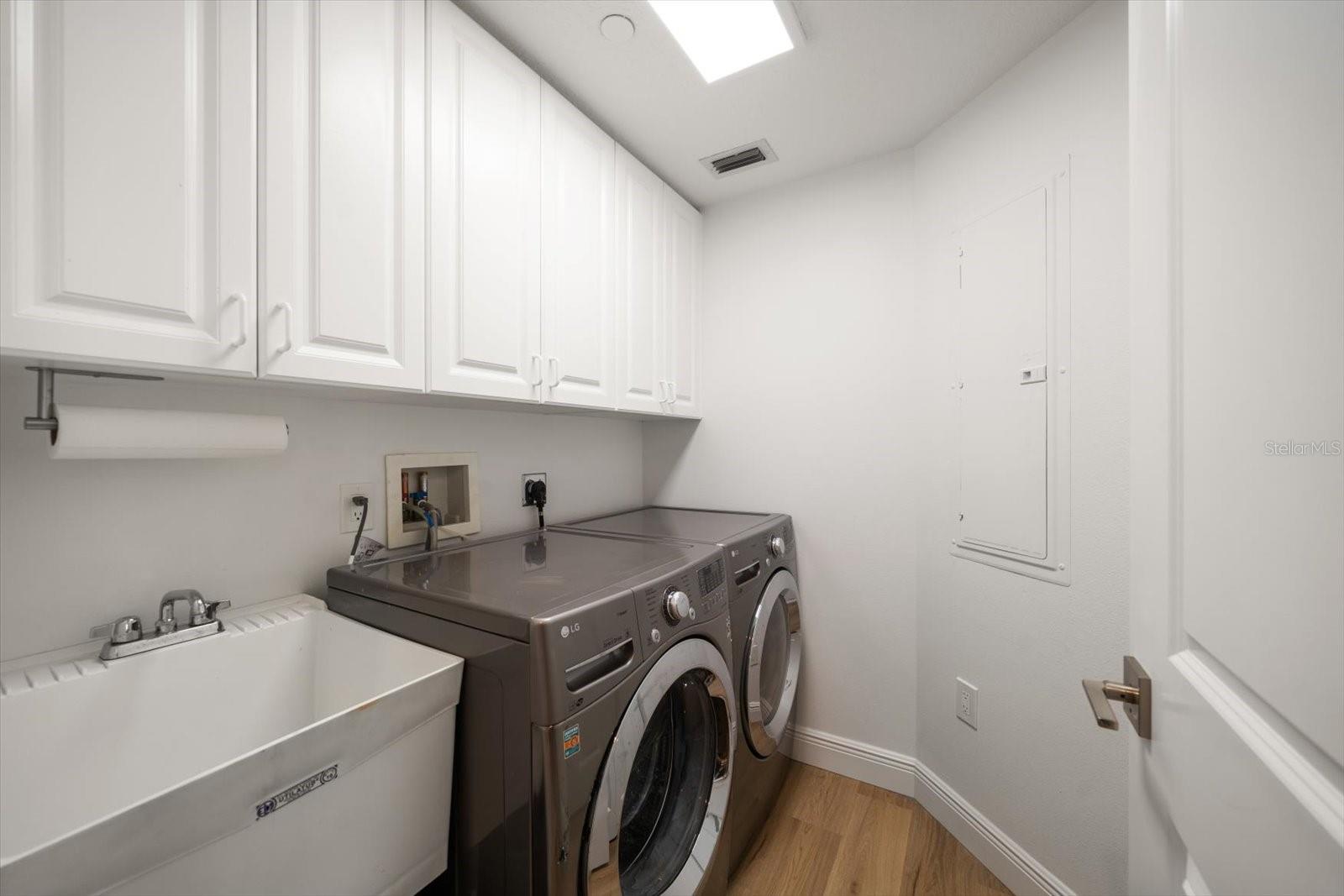 521 MANDALAY AVE #701, CLEARWATER BEACH, FL, 33767