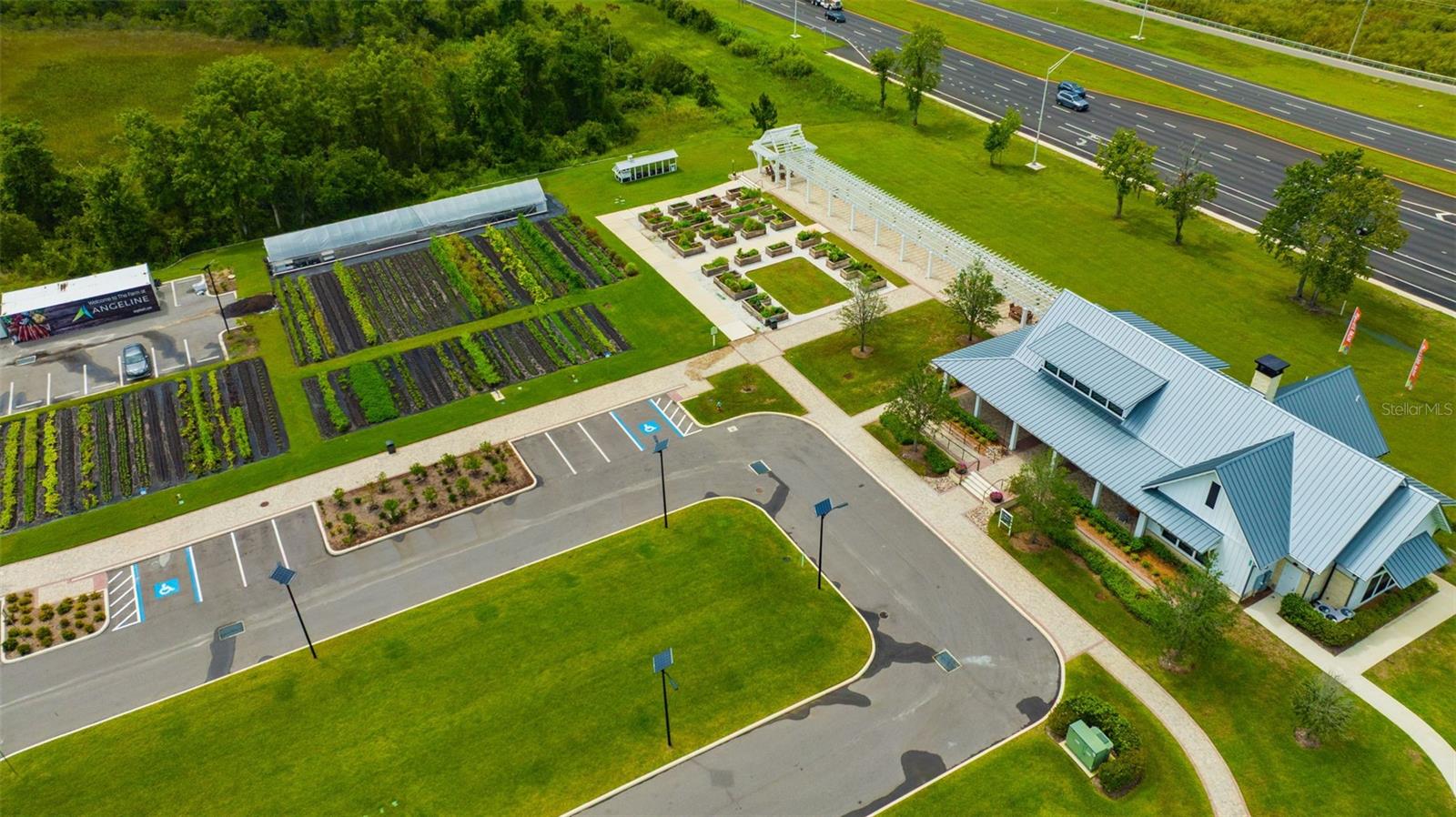 17581 NECTAR FLUME DR, LAND O LAKES, FL, 34638