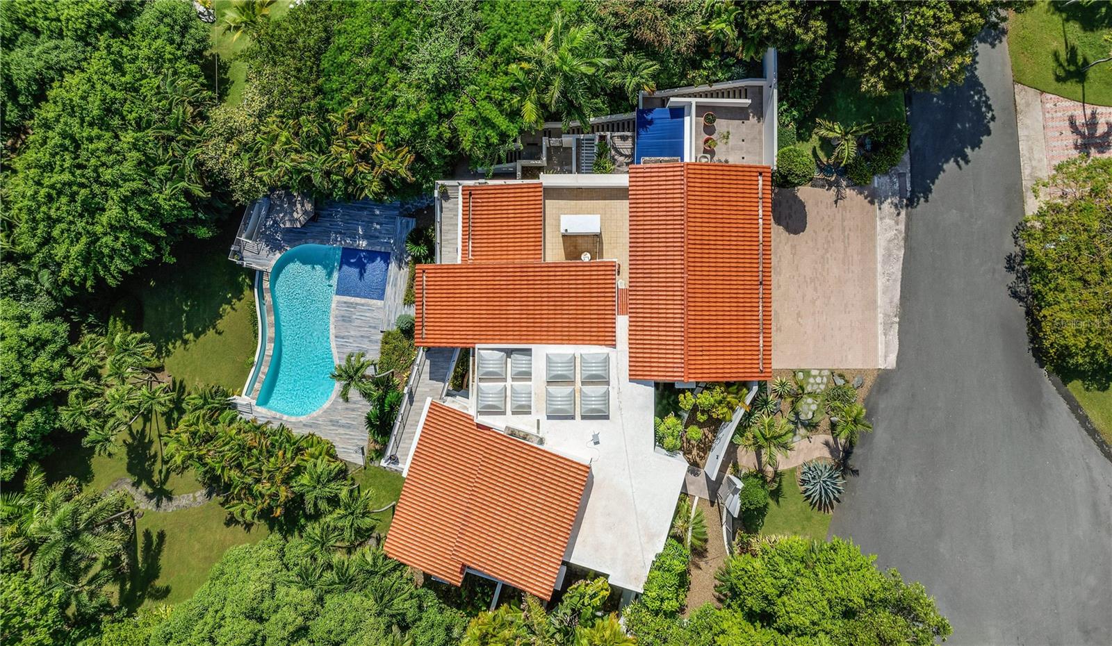 PR9117287 Property Photo