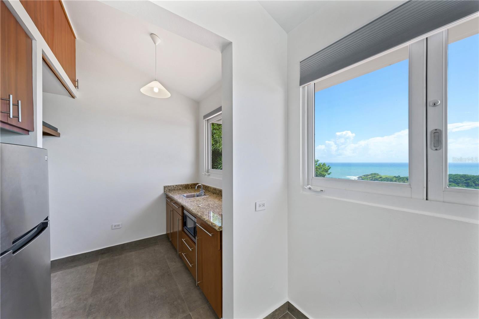 PR9117287 Property Photo