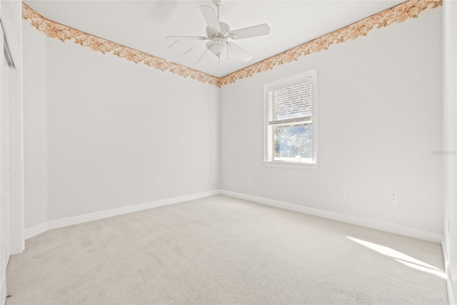 11040 FULTON AVE, WEEKI WACHEE, FL, 34613