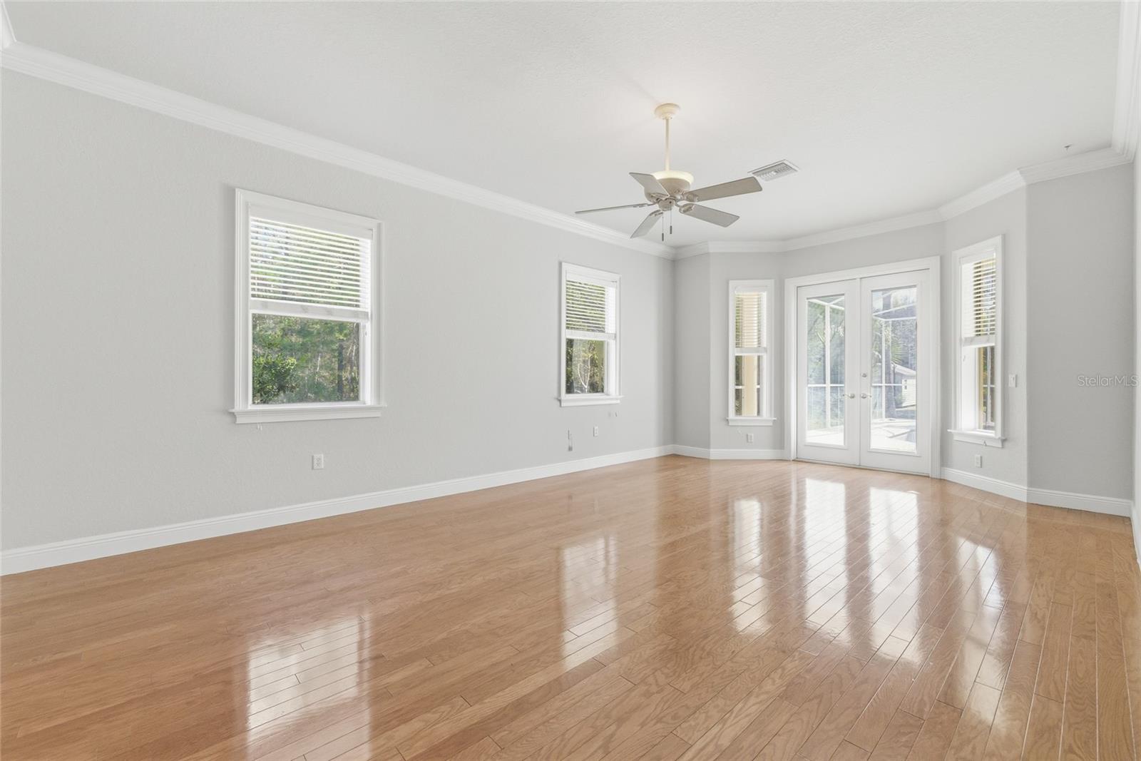 11040 FULTON AVE, WEEKI WACHEE, FL, 34613