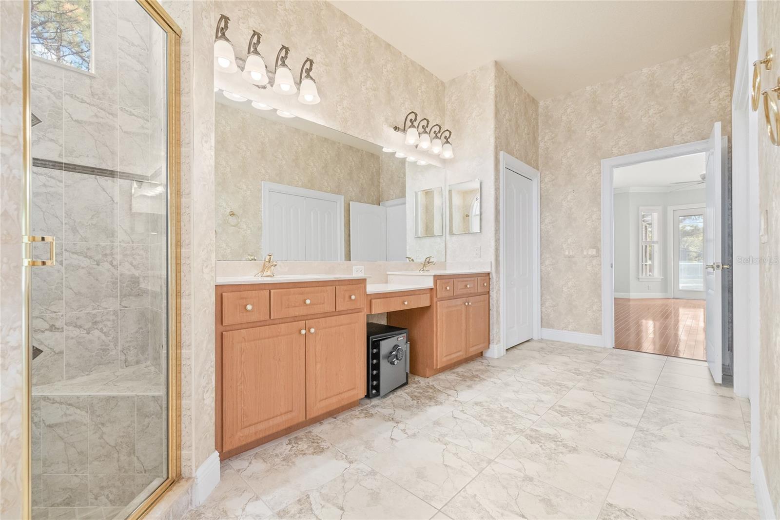 11040 FULTON AVE, WEEKI WACHEE, FL, 34613